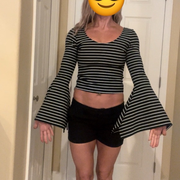 Ronny Kobo Top Cropped Flared  Bell Sleeve Knit Black White striped XS - Picture 2 of 5